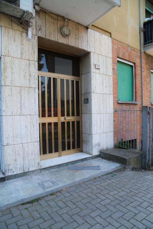 Guest House Simonazzi Reggio Emilia Exterior photo